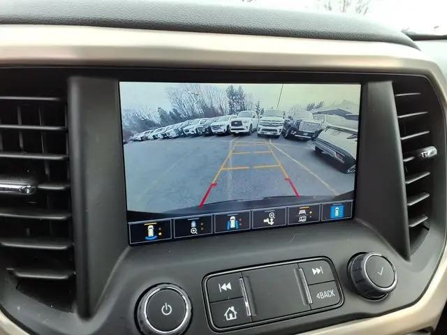 2023 GMC Acadia AWD Denali