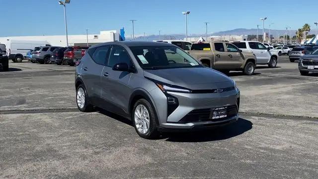 2027 Chevrolet Bolt LT FWD