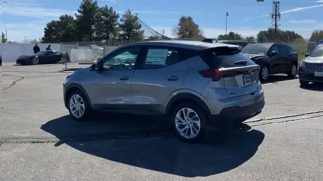 2027 Chevrolet Bolt LT FWD