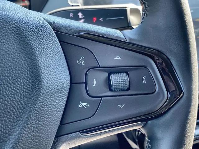 2027 Chevrolet Bolt LT FWD