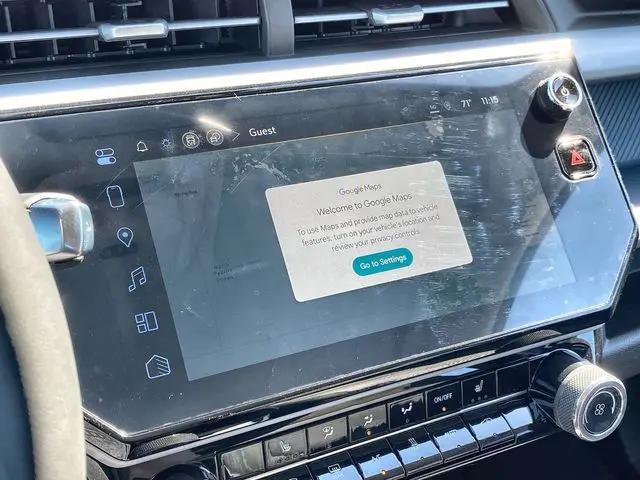 2027 Chevrolet Bolt LT FWD