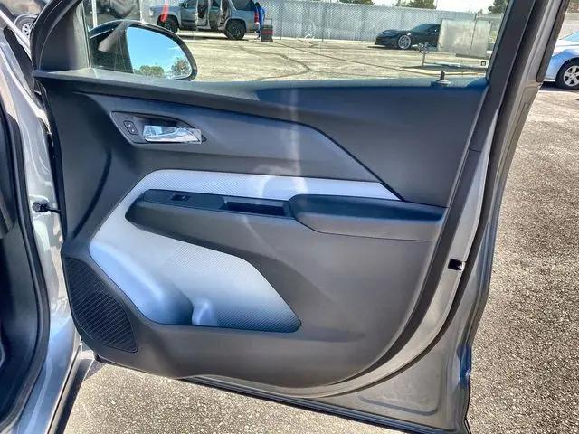 2027 Chevrolet Bolt LT FWD