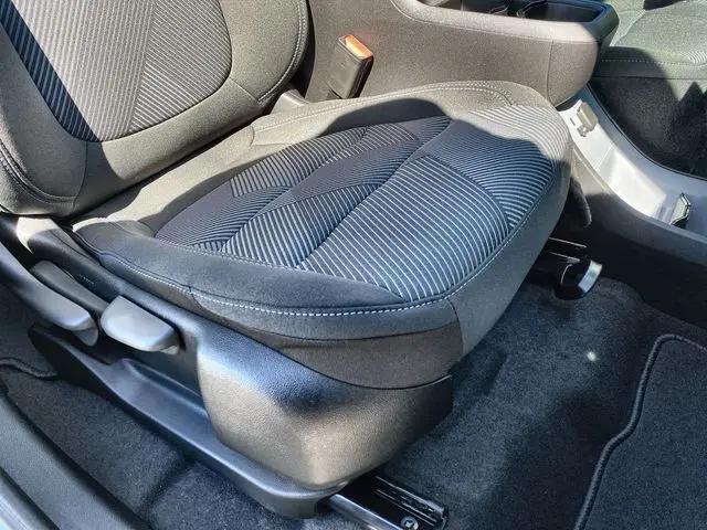 2027 Chevrolet Bolt LT FWD