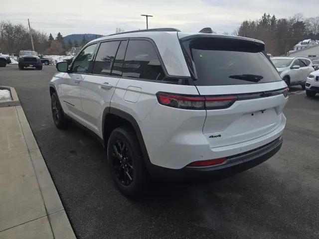 2026 Jeep Grand Cherokee Altitude 4x4