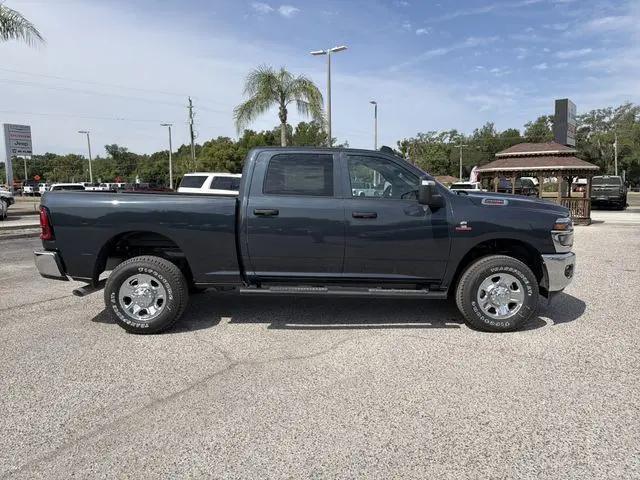 2026 Ram 2500 Tradesman Crew Cab 4x4 64 Box