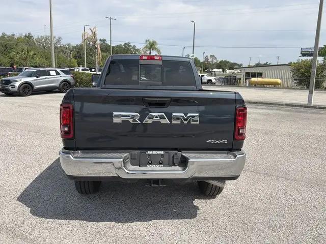 2026 Ram 2500 Tradesman Crew Cab 4x4 64 Box