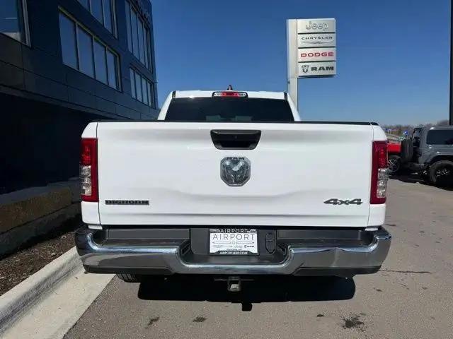 2024 Ram 1500 Big Horn Crew Cab 4x4 5'7" Box