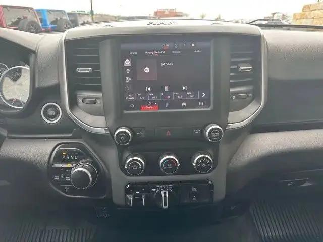 2024 Ram 1500 Big Horn Crew Cab 4x4 5'7" Box