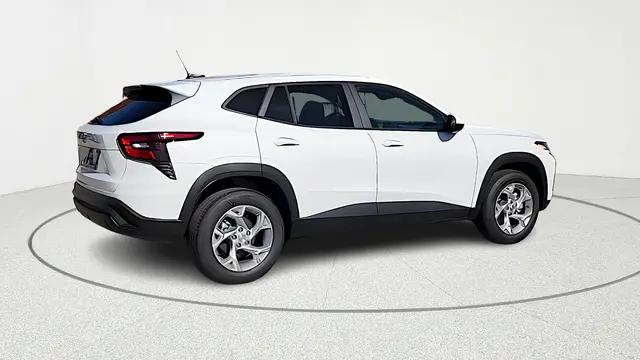 2026 Chevrolet Trax FWD LS