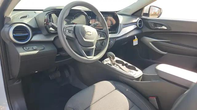 2026 Chevrolet Trax FWD LS