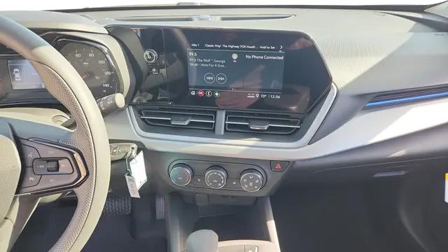 2026 Chevrolet Trax FWD LS