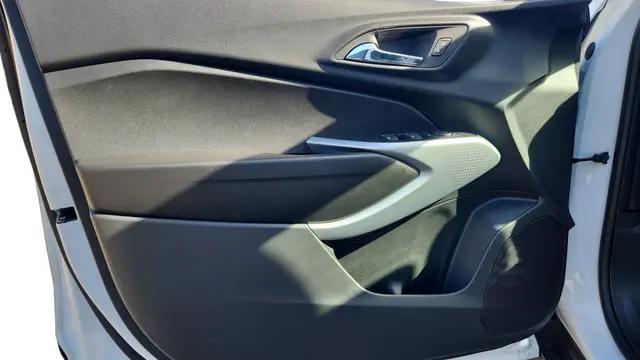 2026 Chevrolet Trax FWD LS