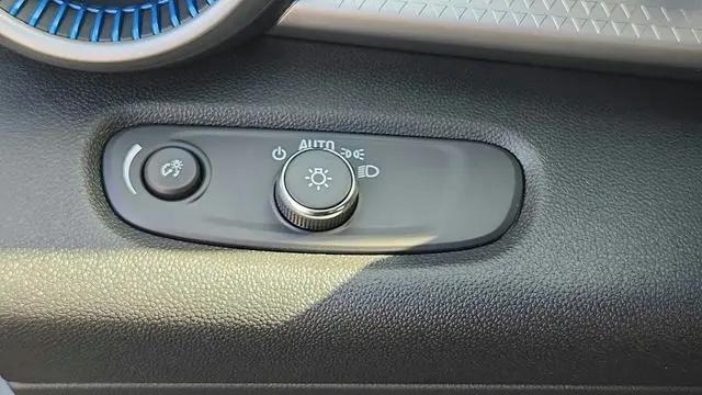 2026 Chevrolet Trax FWD LS