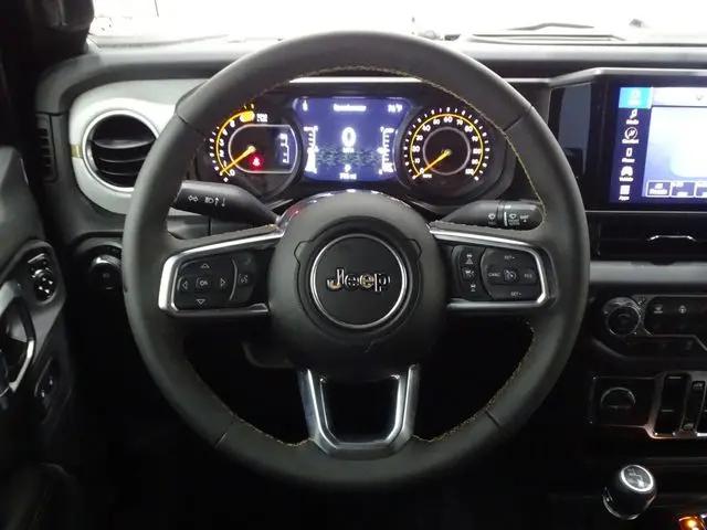 2024 Jeep Wrangler 4-Door Sahara 4x4