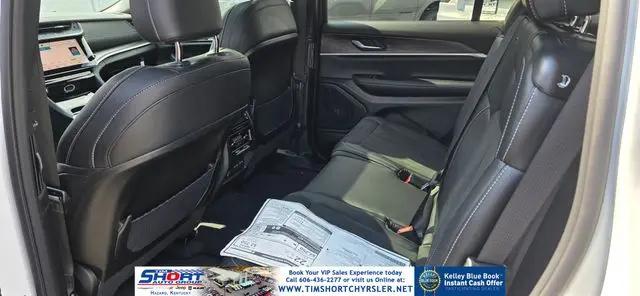 2026 Jeep Grand Cherokee L Altitude 4x4