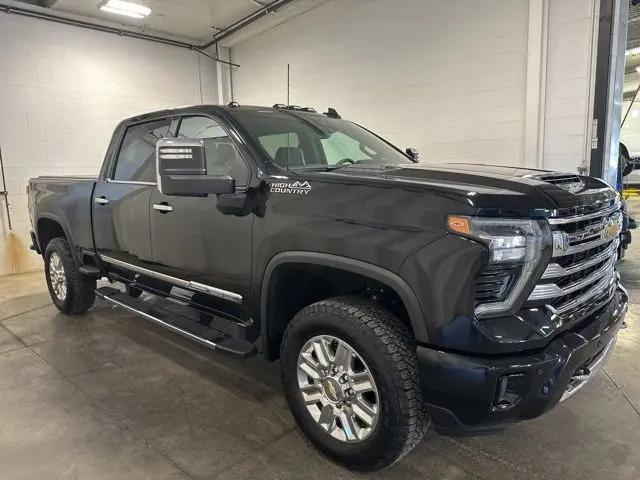 2025 Chevrolet Silverado 3500HD 4WD Crew Cab Standard Bed High Country