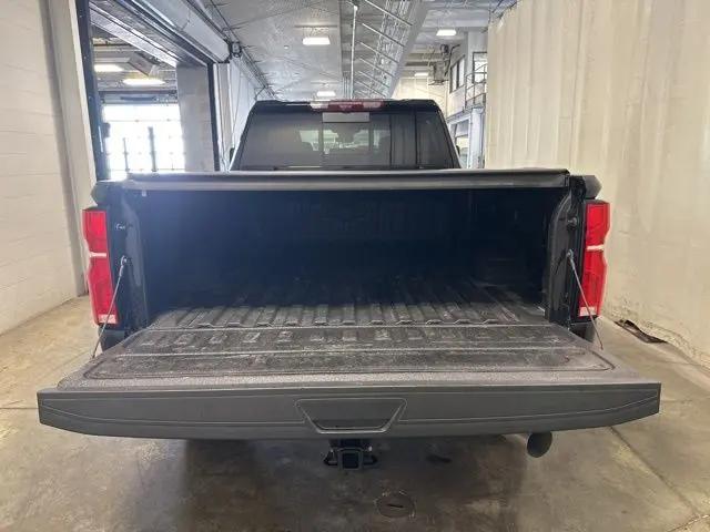 2025 Chevrolet Silverado 3500HD 4WD Crew Cab Standard Bed High Country
