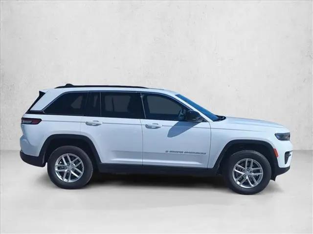 2025 Jeep Grand Cherokee Laredo X 4x4