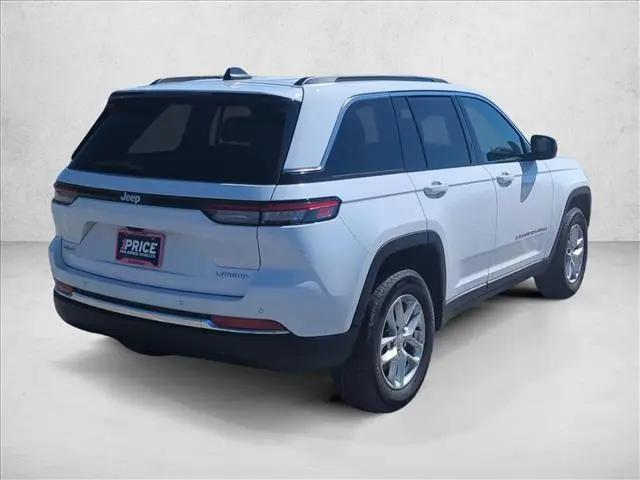 2025 Jeep Grand Cherokee Laredo X 4x4