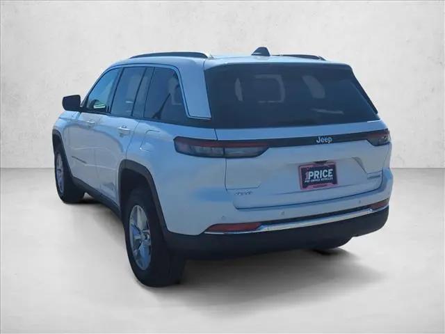 2025 Jeep Grand Cherokee Laredo X 4x4