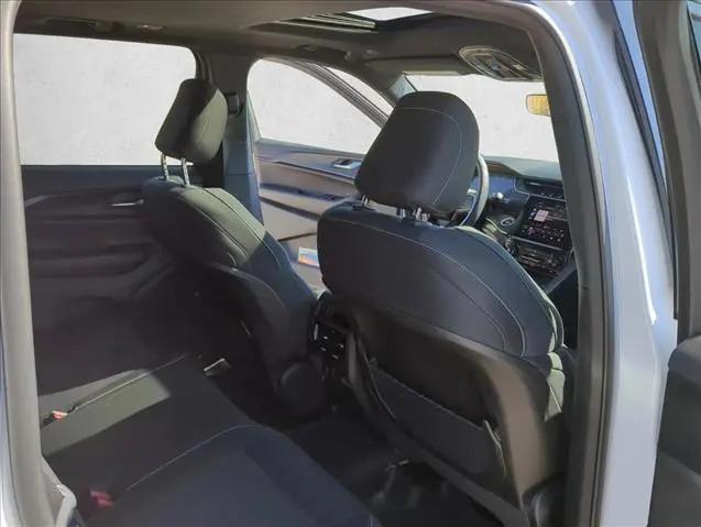 2025 Jeep Grand Cherokee Laredo X 4x4