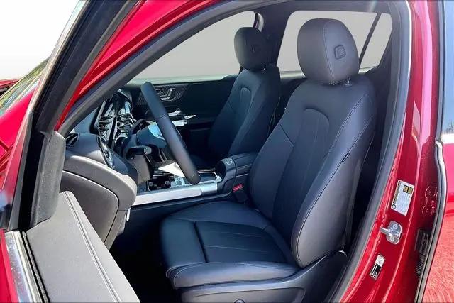 2026 Mercedes-Benz GLB 4MATIC