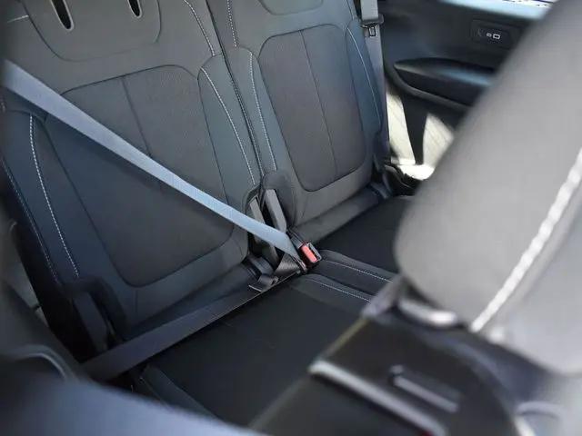2026 Jeep Grand Cherokee L Altitude 4x4