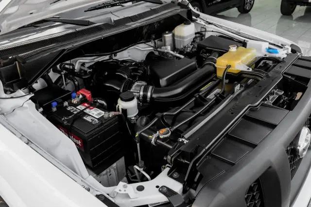 2020 Nissan 2500 SV High Roof V6