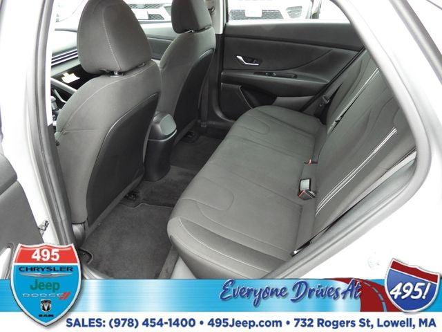 2023 Hyundai Elantra SEL