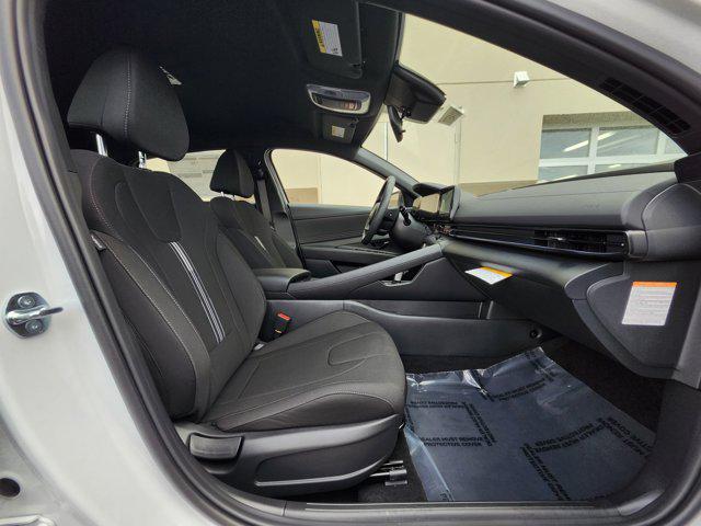 2026 Hyundai Elantra Hybrid SEL Sport