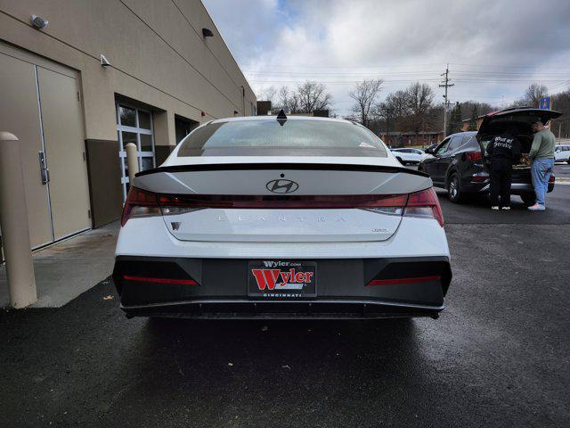 2026 Hyundai Elantra Hybrid SEL Sport