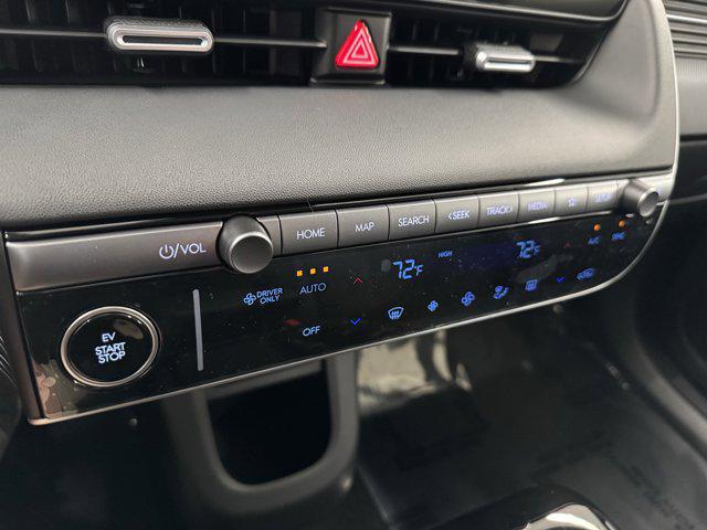 2025 Hyundai IONIQ 5 SE Standard Range