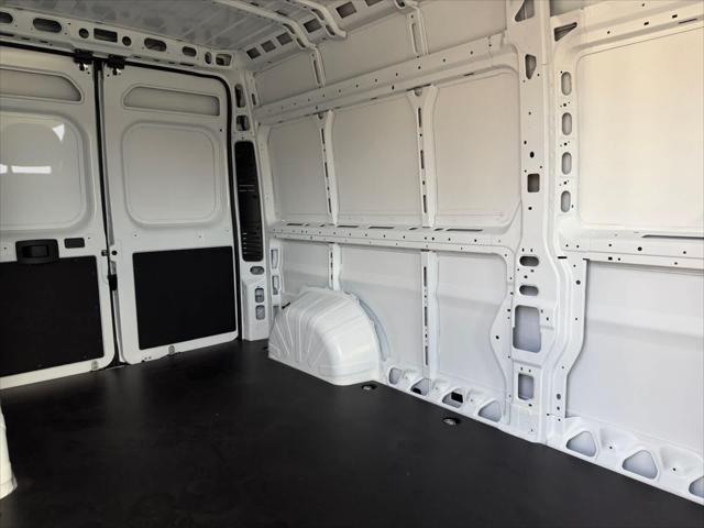 2026 Ram ProMaster 2500 Cargo Van Tradesman High Roof 159" WB w/Pass Seat