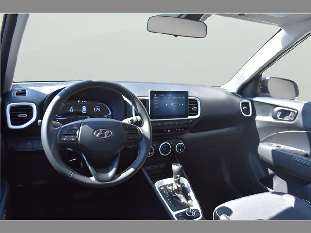 2026 Hyundai Venue SEL w/Two-Tone Roof