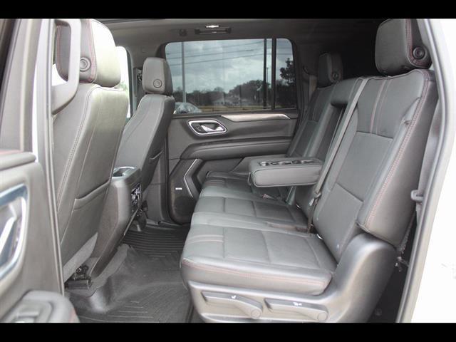 2021 Chevrolet Suburban 2WD RST