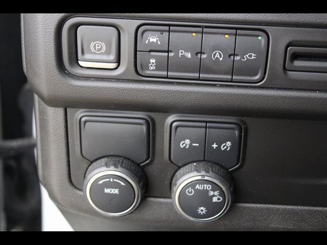 2021 Chevrolet Suburban 2WD RST
