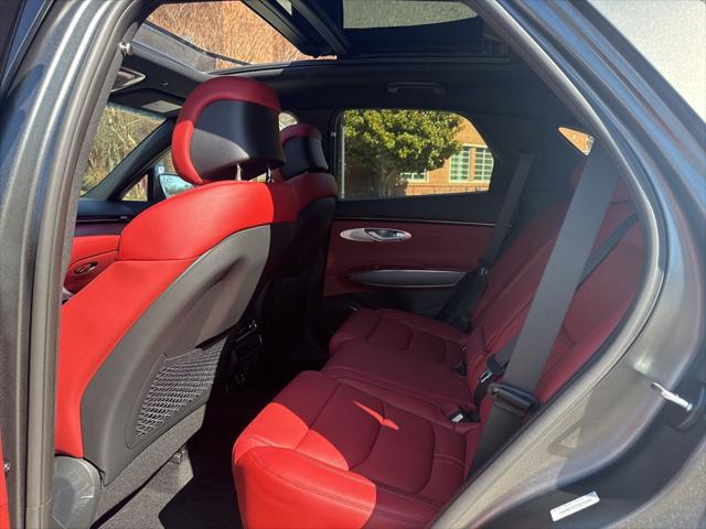 2026 Genesis GV70 3.5T Sport Advanced