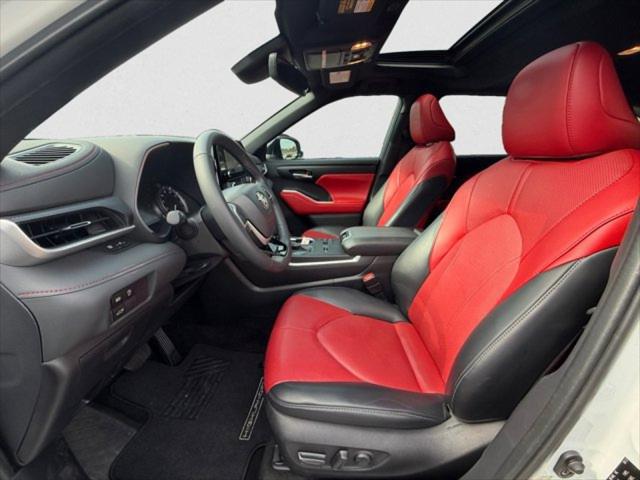 2023 Toyota Highlander Platinum
