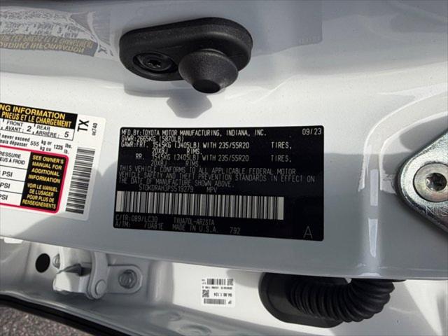 2023 Toyota Highlander Platinum