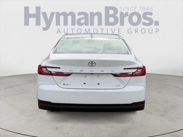 2025 Toyota Camry LE