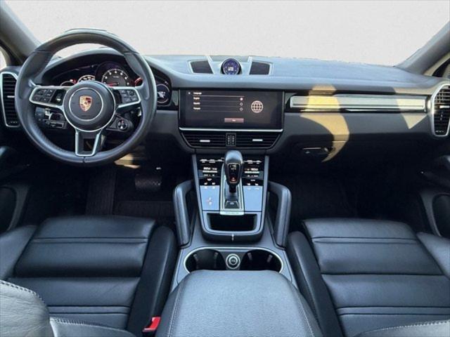 2023 Porsche Cayenne Platinum Edition
