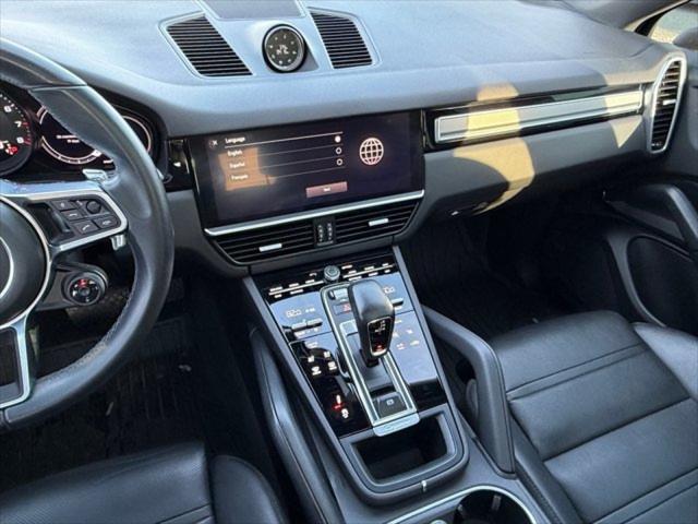 2023 Porsche Cayenne Platinum Edition