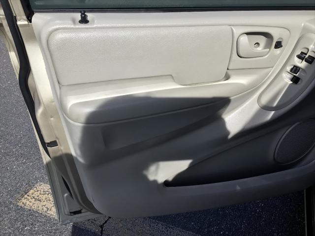 2005 Dodge Grand Caravan SXT