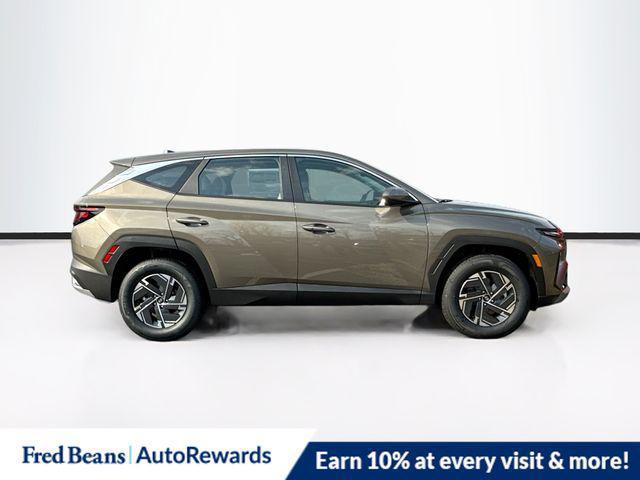 2026 Hyundai Tucson Hybrid Blue SE