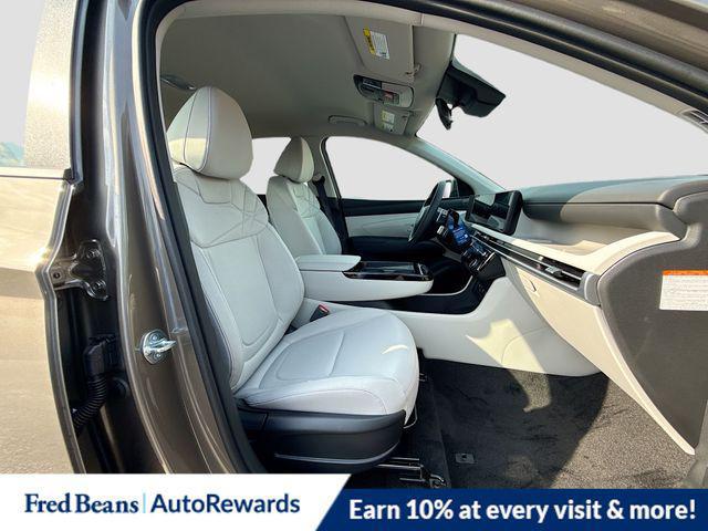 2026 Hyundai Tucson Hybrid Blue SE