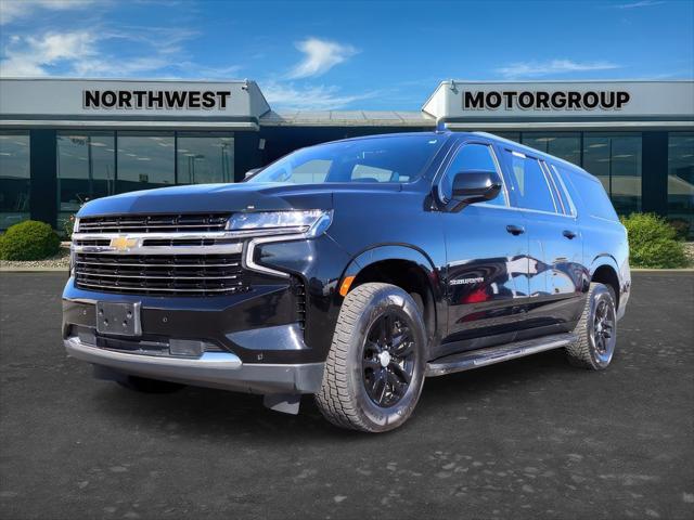 2023 Chevrolet Suburban LT