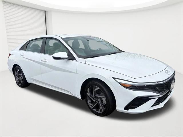 2025 Hyundai Elantra Hybrid Limited