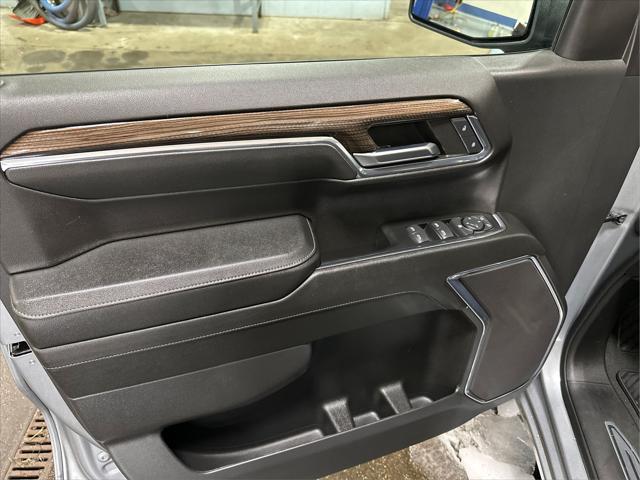 2024 Chevrolet Silverado 1500 4WD Crew Cab Short Bed LT with 2FL