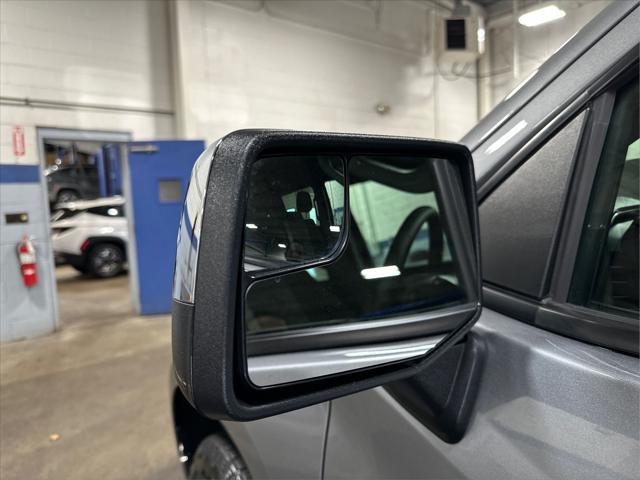 2024 Chevrolet Silverado 1500 4WD Crew Cab Short Bed LT with 2FL