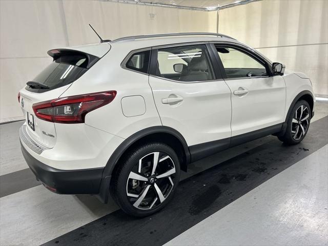 2022 Nissan Rogue Sport SL AWD Xtronic CVT